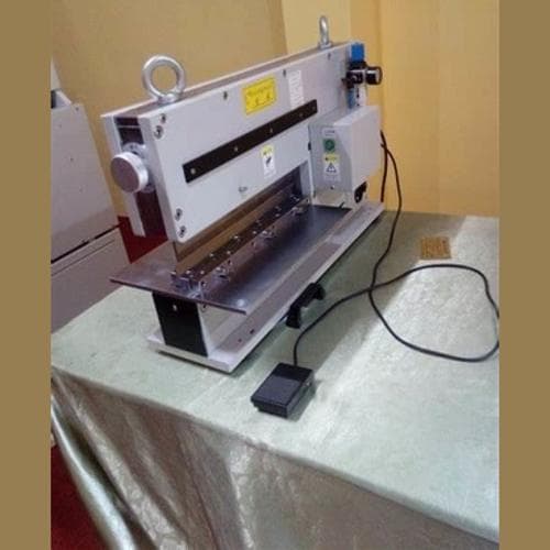 Máy tách PCB Bộ định tuyến cắt chì định hình LED tự động 220-330V Cắt thủ công YU YANG YYL001 Máy tách PCB Bộ định tuyến cắt chì định hình LED tự động 220-330V Cắt thủ công YU YANG YYL001